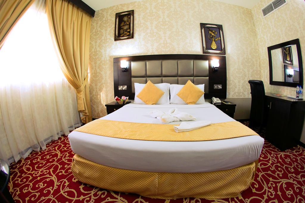 Rafee Hotel Dubai Exterior photo